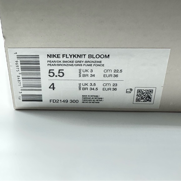 Women’s Nike Flyknit Bloom Pear Grey Bronzine FD2149 300 New - Picture 11 of 13